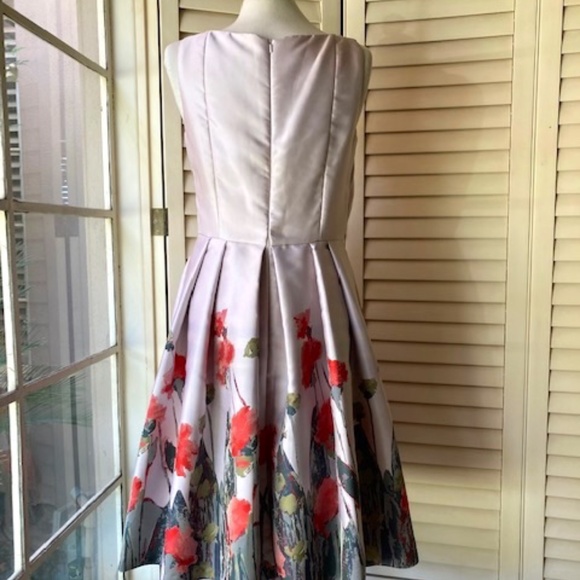 Carmen Marc Valvo A-Line Dress - Picture 5 of 9